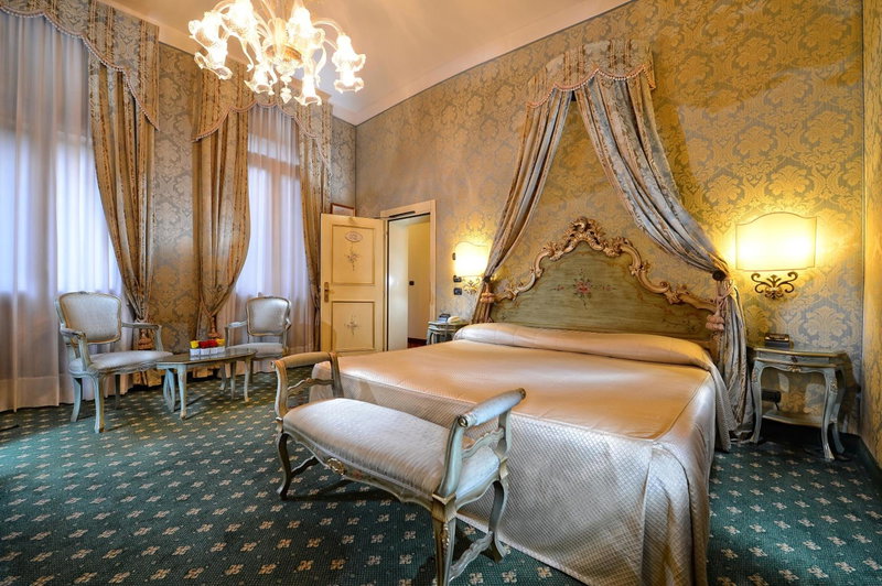 Cà Rialto, Venice, Italy