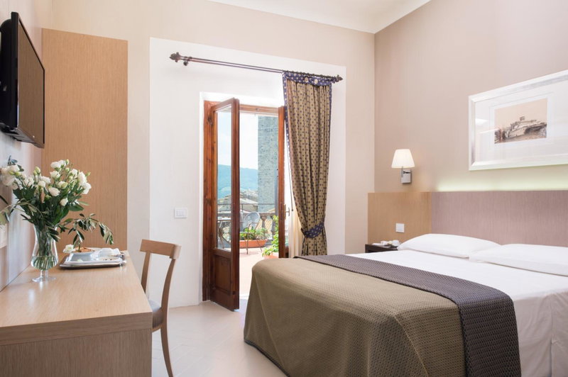 Hotel La Cisterna, San Gimignano, Italia