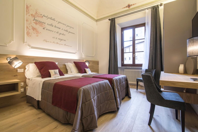 Hotel La Cisterna, San Gimignano, Italia
