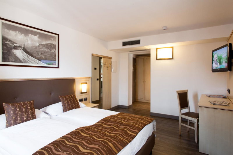 Hotel Portici - Romantik & Wellness, Riva del Garda, Italy