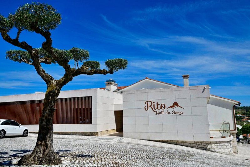 Rito Hall da Serra, Leiria, Portugal