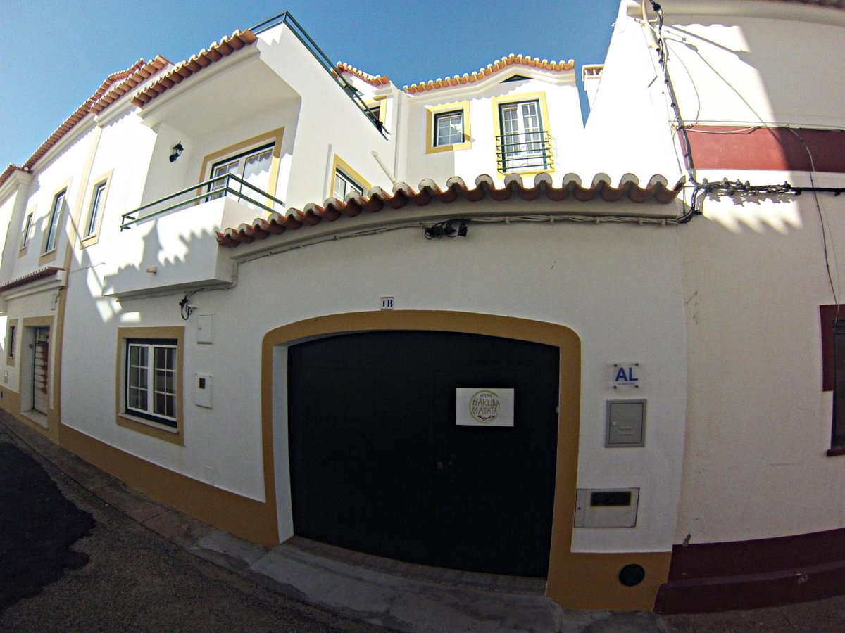 Hotel · Hakuna Matata Hostel, Zambujeira Do Mar