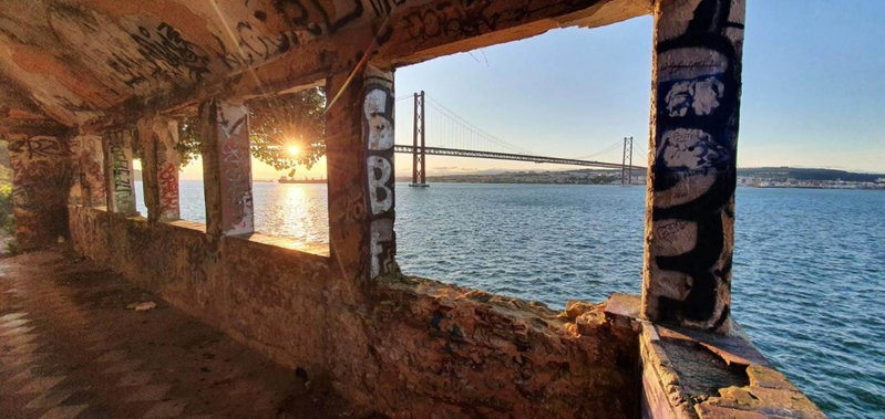 Casa do Criativo ® Bed&Breakfast, Almada, Portugal