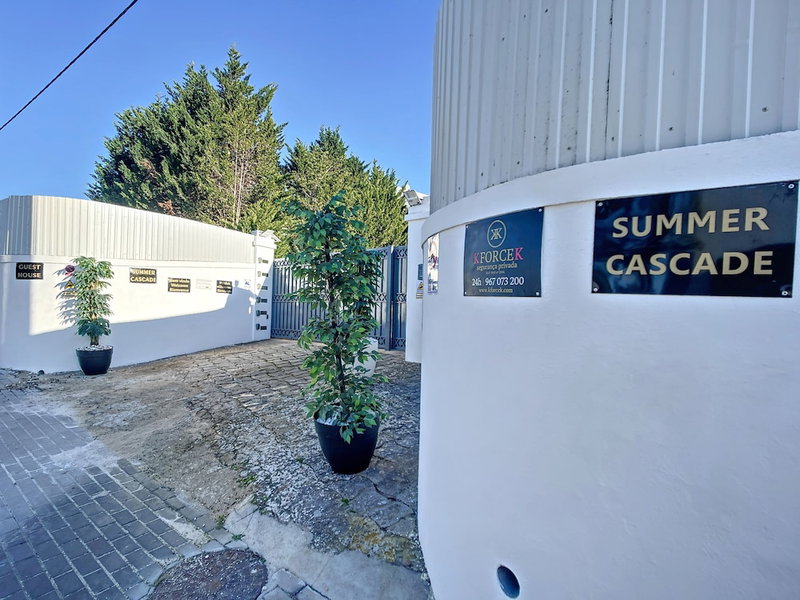 Aparts & Suites summer cascade Alvor, Portimão, Portugal