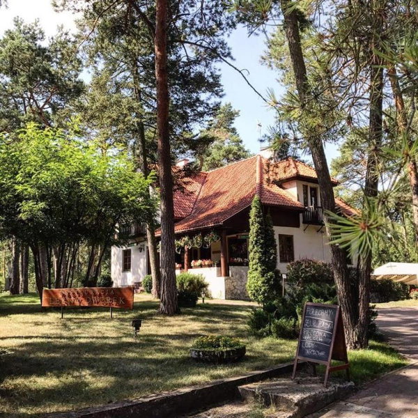 Leśny Dworek, Wyszków, Polen
