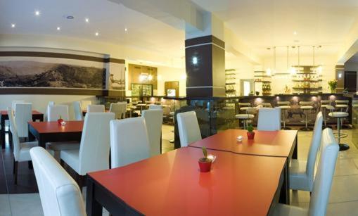Pensjonat Plażowy Boss z Restauracją 50 metrów od Morza, Dziwnów, Poland