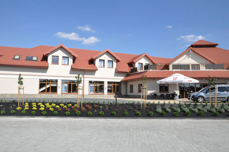 Malinowy Dwór Wieluń, Wieluń, Poland