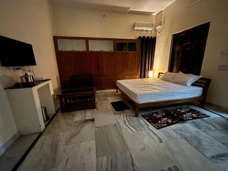 Sharan Homestay, Ayodhya, India