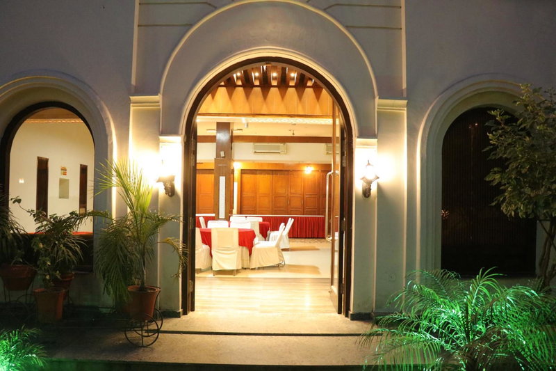 Hotel Pushap Palace, Patiāla, Индия
