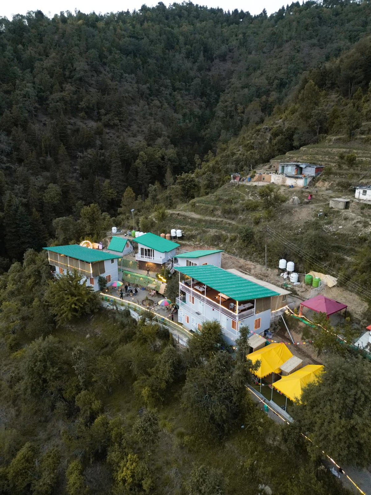 Отель · The Rare One's Mukteshwar - Resort & Cafe, Mukteswar