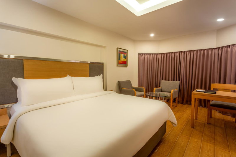 The Residency, Chennai, Chetput, India