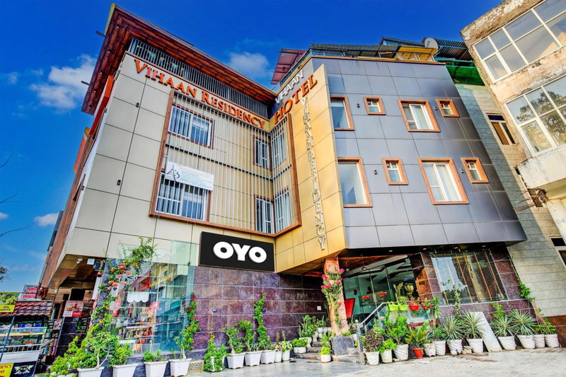 Townhouse by OYO Eastern View Formerly Vihaan Residency, Zirakpur, India