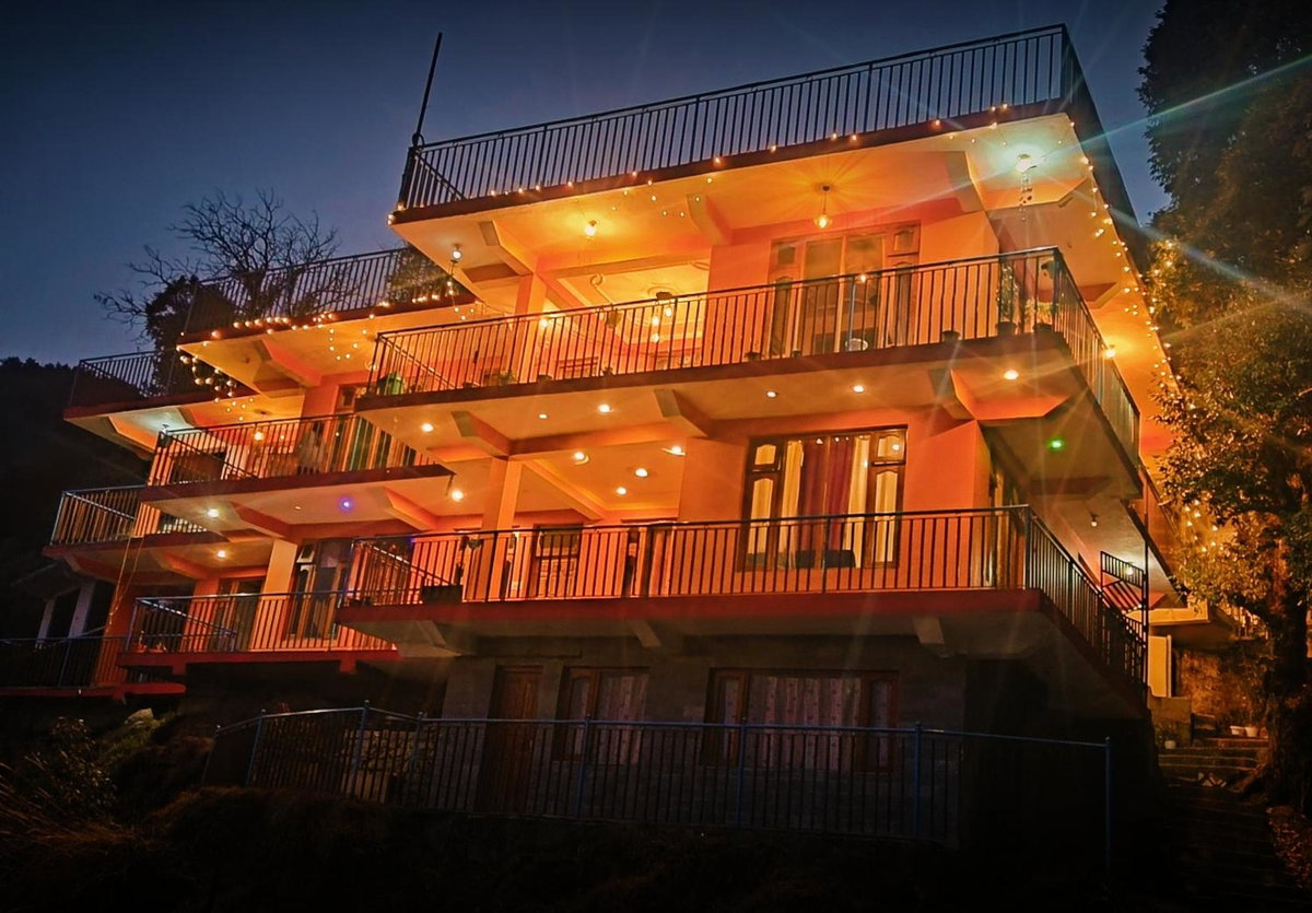 The Unmad - Dharamkot, India