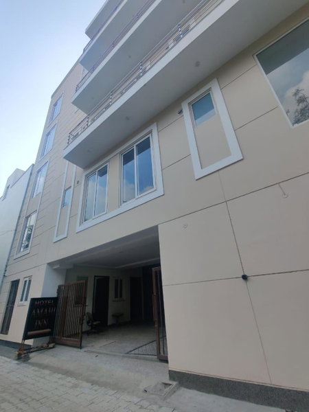 Amahi Inn I Signature Towers, Gurgaon, India