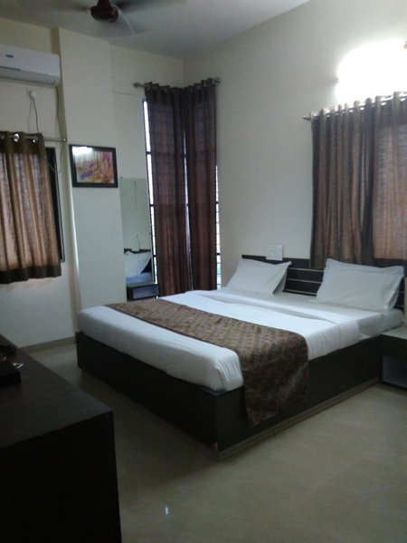 Balaji Lodging, Pandharpur, India