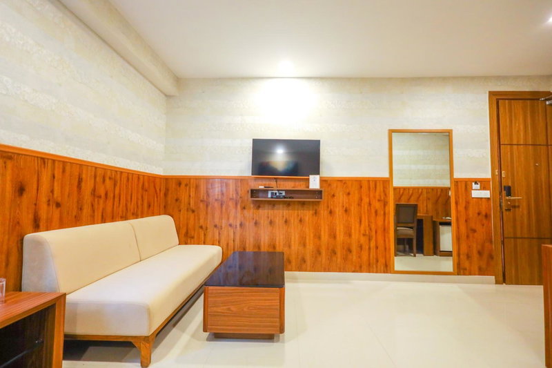 Clay Inn Hotel, Sohna Road, Sector 49, Gurugram, Gurgaon, Indien