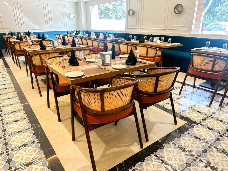Clay Inn Hotel, Sohna Road, Sector 49, Gurugram, Gurgaon, Indien