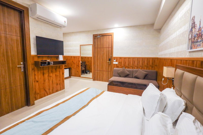 Clay Inn Hotel, Sohna Road, Sector 49, Gurugram, Gurgaon, Indien