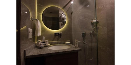 HOLYWATER Hotel by Ganga Kinare #150 mts from Ganga Ghat Rishikesh, Rishīkesh, India