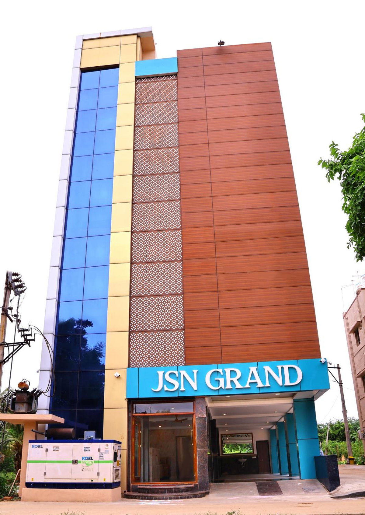 Hotel · JSN Grand, Renigunta