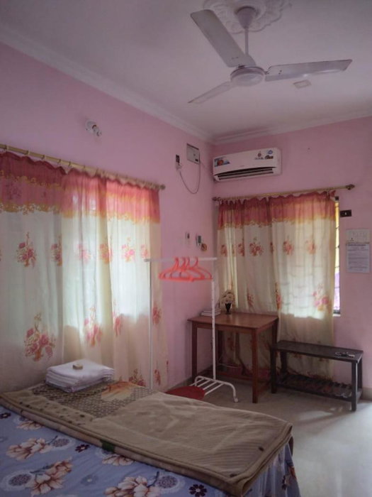 Madrid Home Goa 2 min walk to Beach, Arambol, India