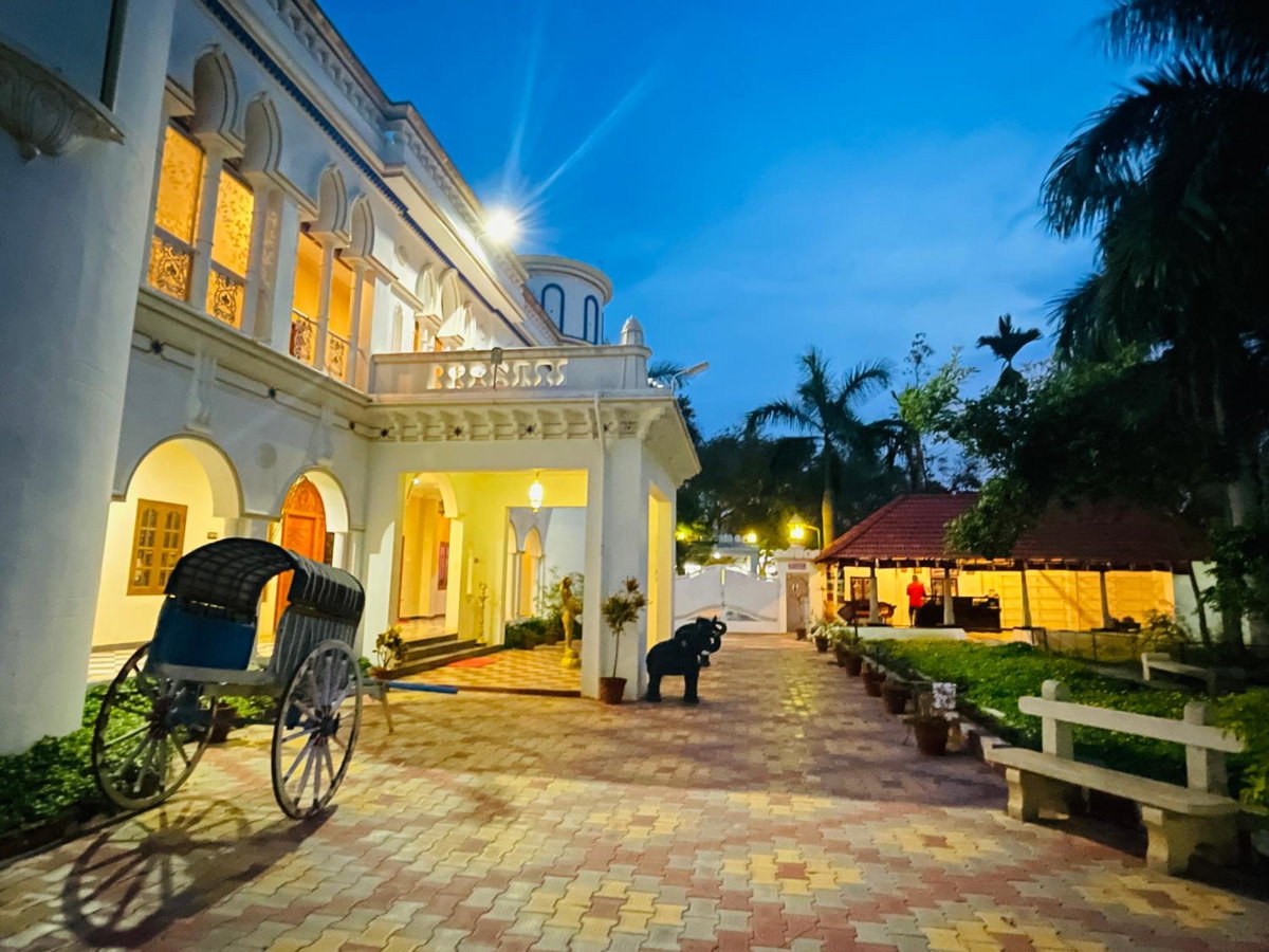 Hotel · Chola Heritage Resort, Kāraikkudi