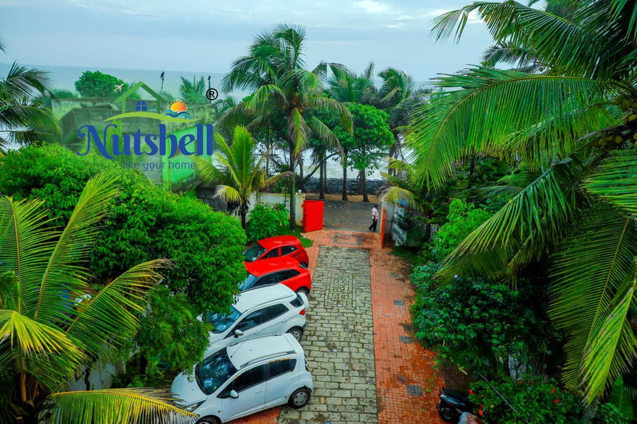 Nutshell-Airport Retreat by the Sea, Trivandrum, India