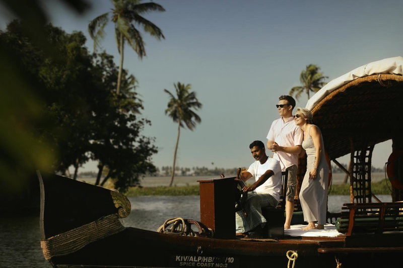 Spice Coast Cruises - Houseboat, A CGH Earth Experience, Shertallai, India