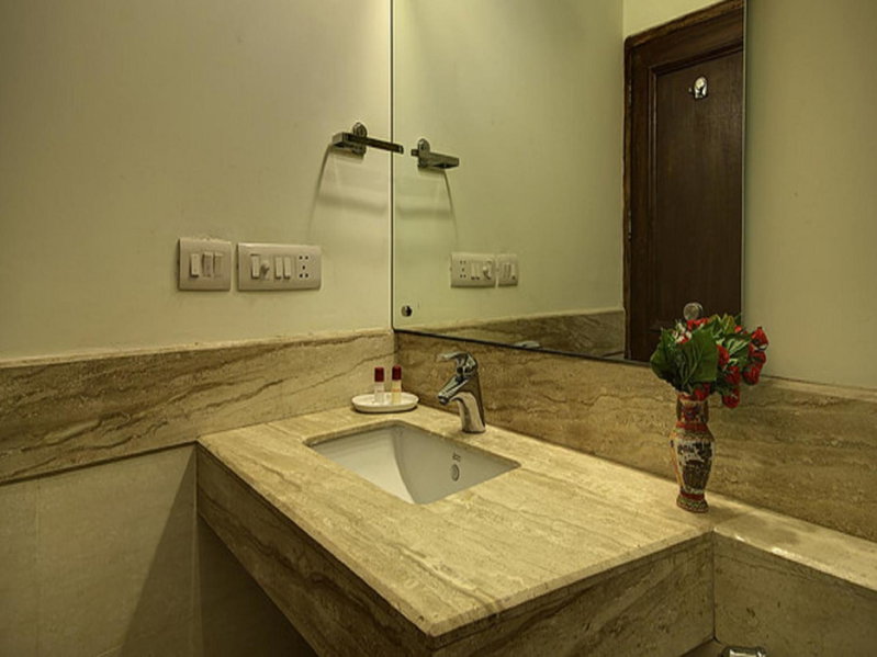 Red Maple Bed & Breakfast, New Delhi, India