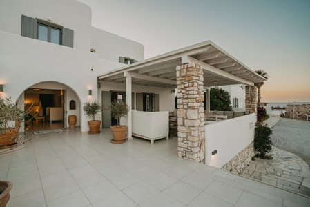 Paros Bay, Parasporos, Greece