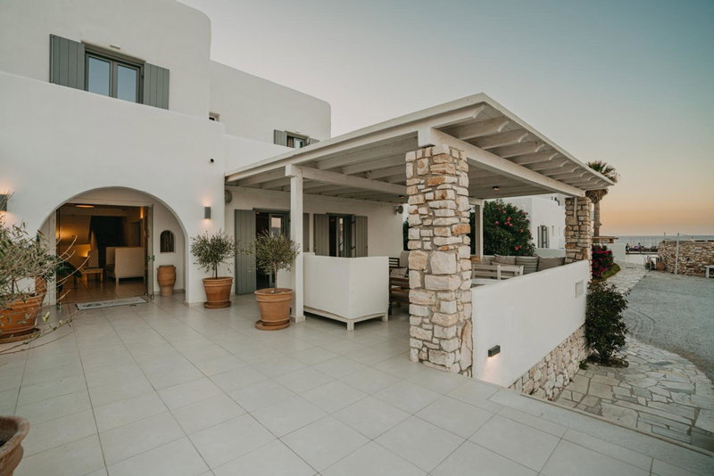 Paros Bay, Parasporos, Greece