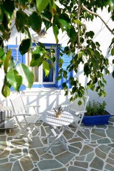 Veletas Rooms, Adamas, Греция