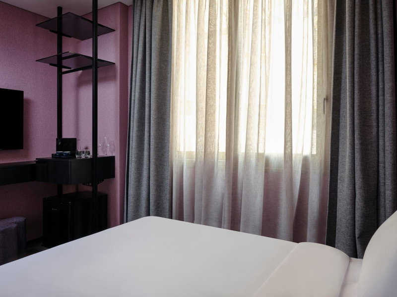 Nur Outline Aparthotel, Athens, Греция
