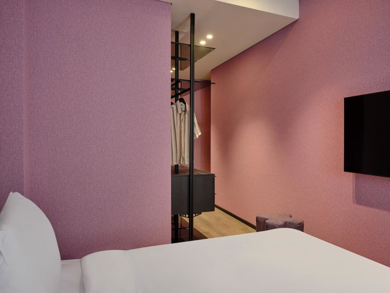 Nur Outline Aparthotel, Athens, Греция