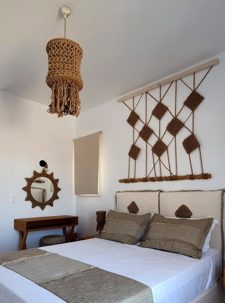 Sarakiniko Rooms, Adamas, Greece
