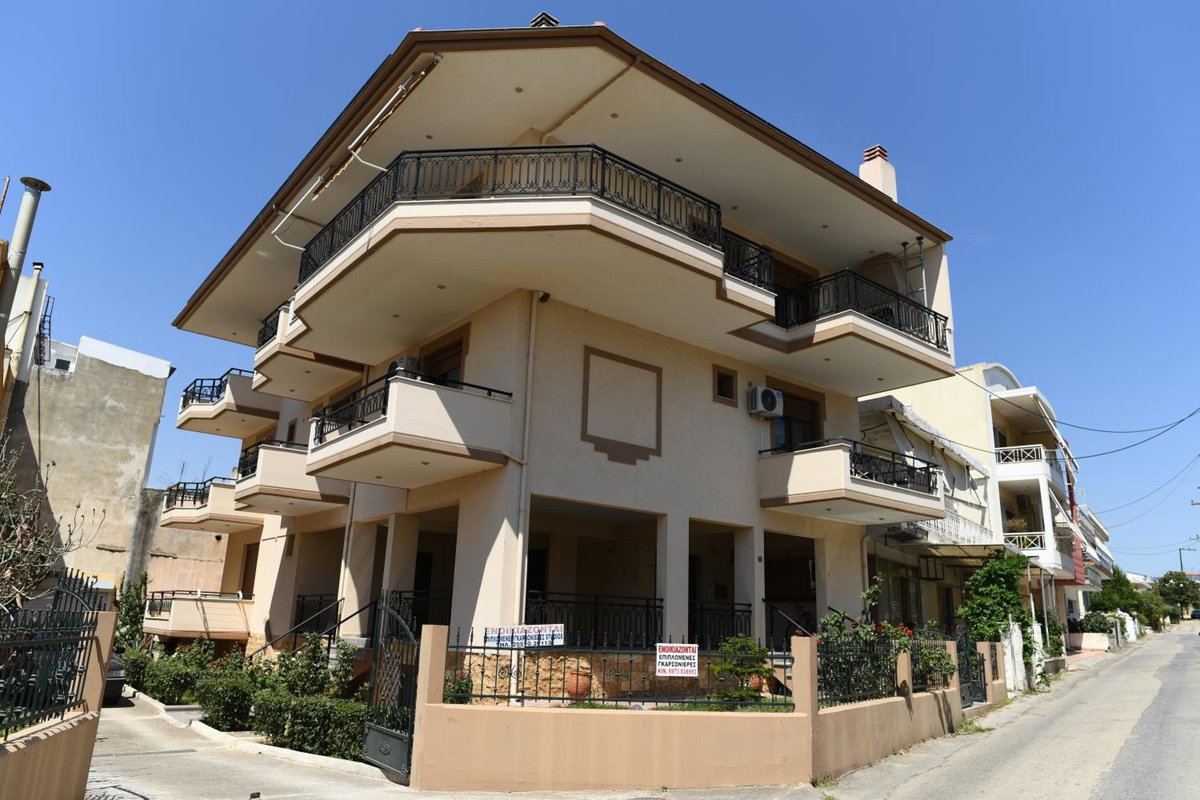 Hotel · 4 Seasons Luxury Apartments, Nea Chili