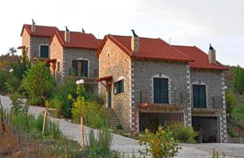 All Seasons Πέτρινες Παραδοσιακές Κατοικίες, Kalavrita, Greece