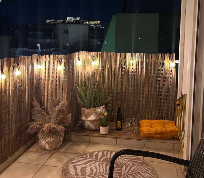 Central & Comfortable, with Acropolis view, Dhafni, Greece