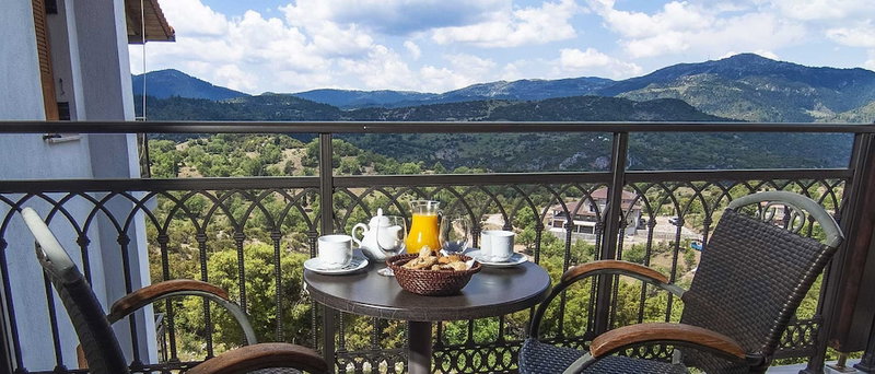 Aiora Luxury Suites, Gortynia, Greece