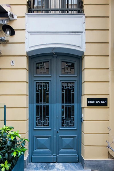 MONK Monastiraki Suites, Athens, Grecia