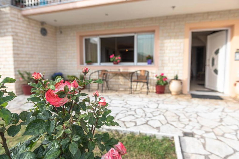 Dimitri's Mountain House, Karpenision, Greece