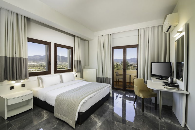 Heaven Hotel, Thermi, Grecia