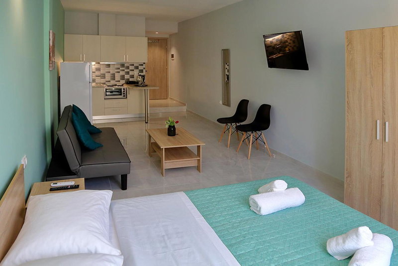 Menta Studios, next to metro station, smart tv, Thessaloniki, Греция