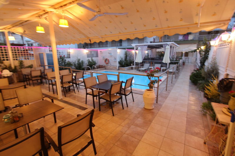 Hotel Mallas, Nea Propontida, Grèce