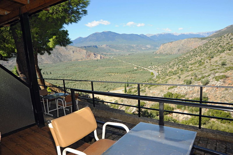 Chrissa Camping Rooms & Bungalows, Delfoi, Grecia