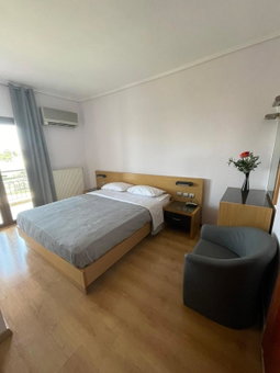 Αφροδίτη Hotel, Néon Rýsion, Grecia