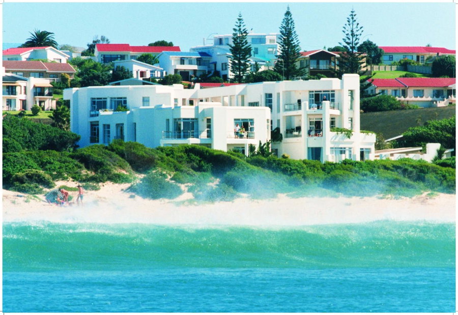Diaz 15 House on the Bay, Jeffreys Bay, South Africa