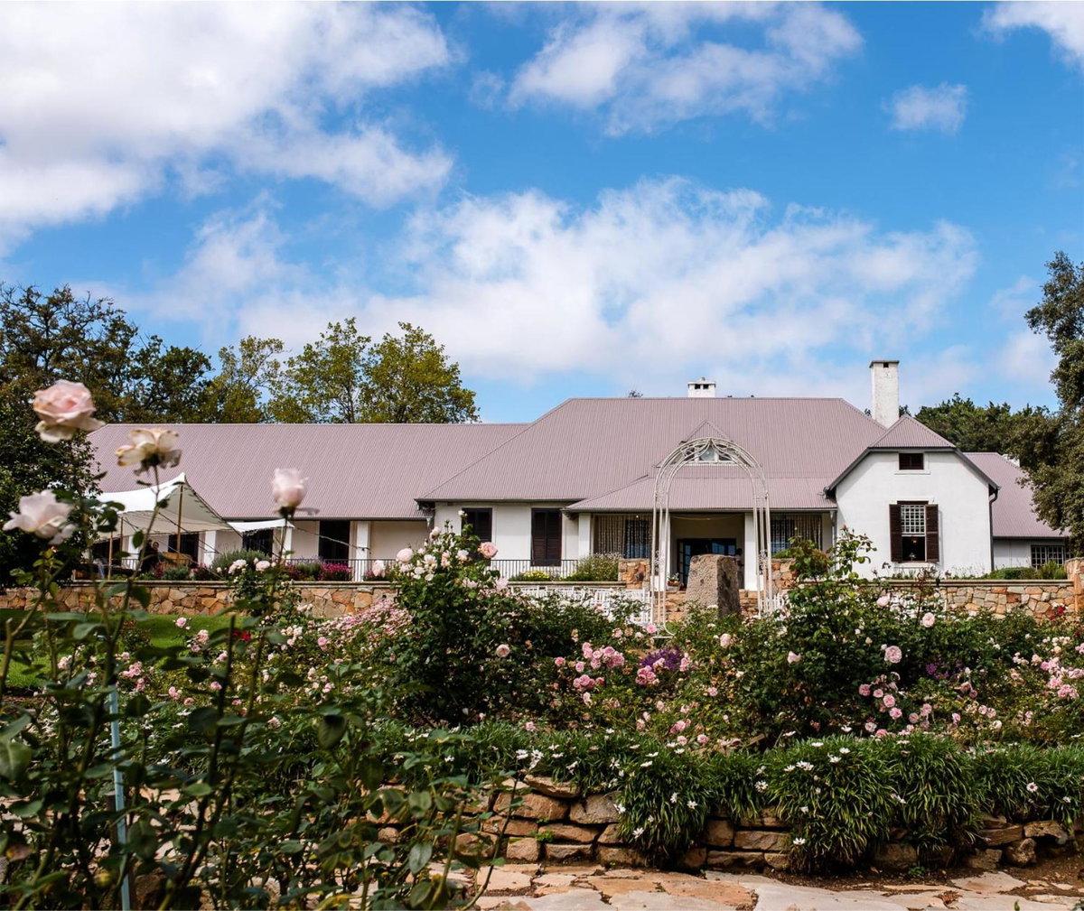 Отель · Elgin Vintners Country House, Elgin