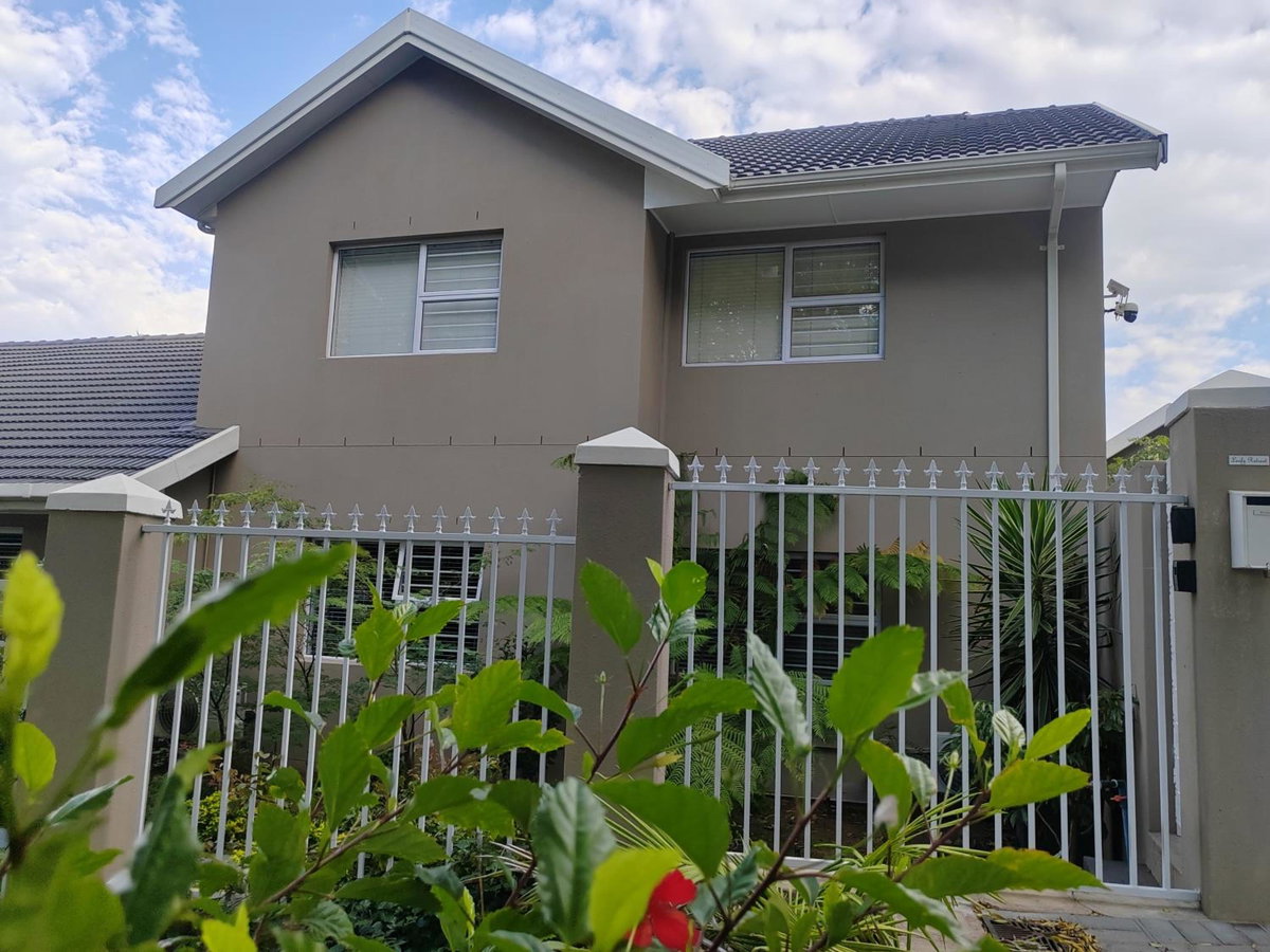 Leafy Retreat Kenridge, South Africa