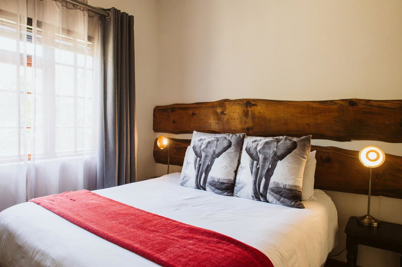 Monzi Safari Lodge, Monzi, South Africa